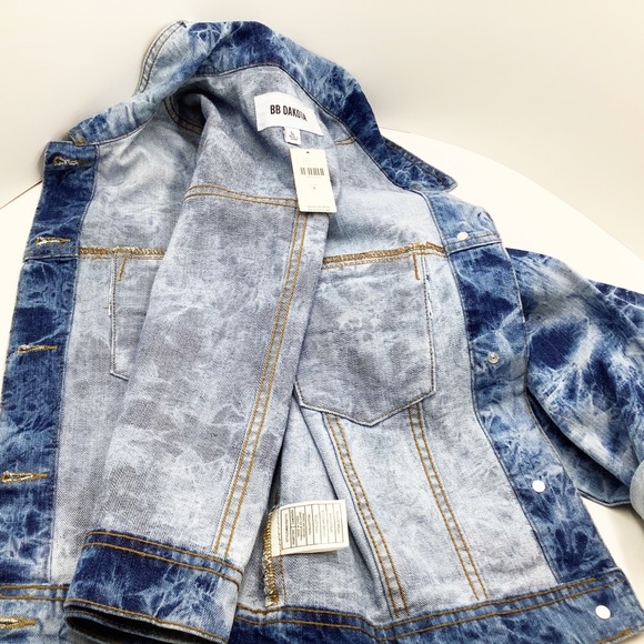 🆕{BB Dakota} Kane Light Acid Wash Denim Jacket - Picture 11 of 16